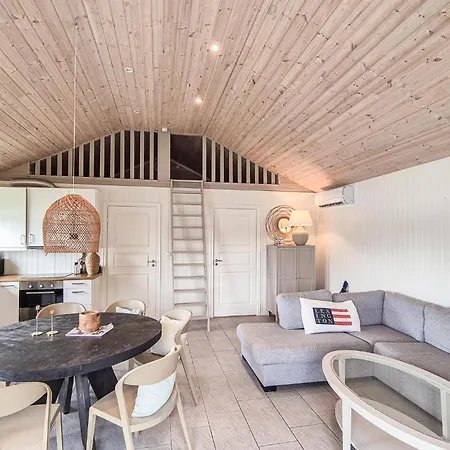 2 Bedroom Lovely In Hébergement de vacances